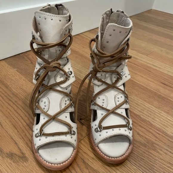 *SOLD* NWB Freebird by Steven Brandy - Picture 3 of 6